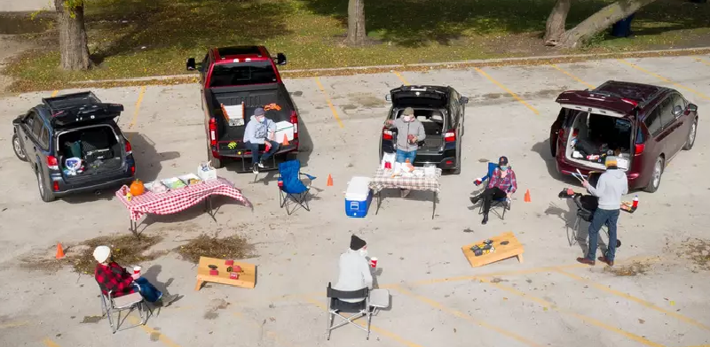 SUS  TAILGATE  PARTY